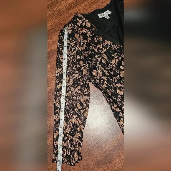 Coldwater Creek Womens Sz Small Gold Black Lace Overlay Floral Surplice Blouse - Picture 12 of 16